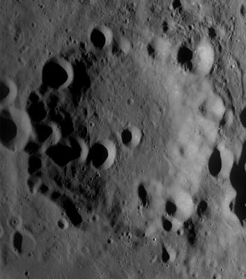 external image normal_Kamerlingh-Onnes-crater.jpg